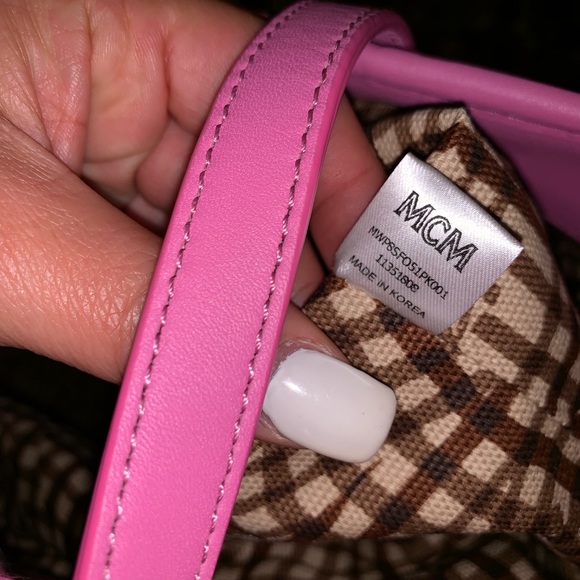 MCM ANYA LARGE TOP ZIP SHOPPER PINK MONOGRAM TOTE - Picture 5 of 8